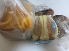 -沁屋面包店(人民东路店)
