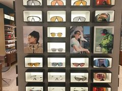 -LensCrafters亮视点(东方新天地店)