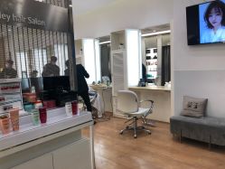 -简法造型·品牌形象店