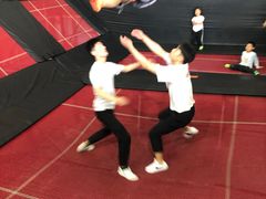 -反弹空间蹦床主题乐园