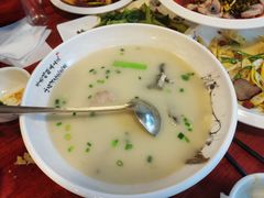 -将就吃农家特色土菜馆