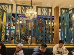 -黄泥岗·地道湖北菜(奥特莱斯店)