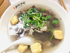 鸭血粉丝-百年尹氏汤包(湖南路狮子桥店)