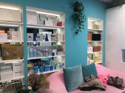 -斐尔国际皮肤管理中心