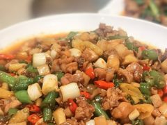 仔姜兔-柏合黄记豆腐皮饭店