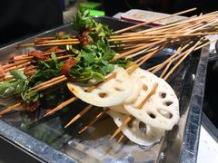 -钢管厂五区小郡肝串串香(奥克斯广场锦城万达店)