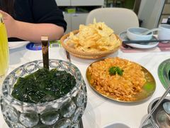 -洪氏嗨捞·广东猪肚鸡·椰子鸡火锅(西咸万象城店)