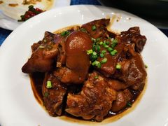 红焖香猪手-老淳安—伴山伴湖(千岛湖开元度假村店)