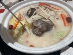 -三人行骨头王火锅(长寿店)