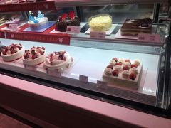 -巴黎贝甜(大宁国际商业广场店)