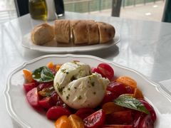 burrata&nbsp;caprese-Fiume福弥意大利餐厅
