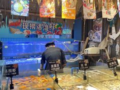 -领鲜活海鲜榴莲自助火锅(东门店)