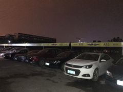 -神州租车(白云机场T1服务点)