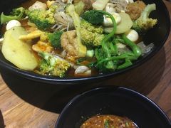 -万记麻辣烫国展总店