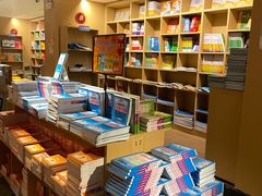 -新华书店(解放路店)