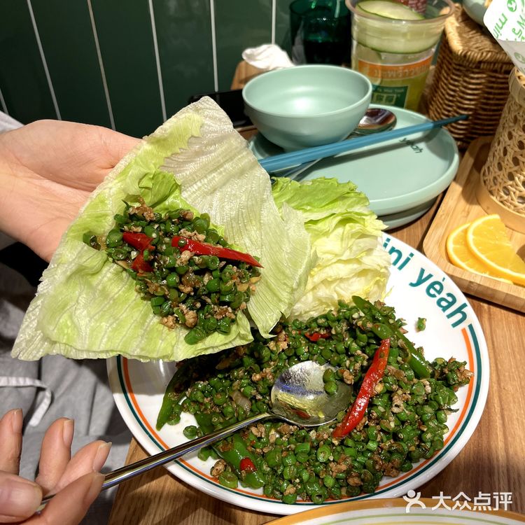 基本每样菜品都不踩雷，适合小姐妹聚会，情侣约会