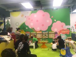 -莫莉幻想儿童乐园(北京昌发展万科店)