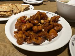 宫保鸡丁-河沿肉饼Beijing Pie(东华门店)