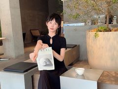 -洪小鹏生活美学馆(领SHOW天地店)