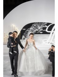 -MECCI婚礼摄影跟拍(红东方广场店)