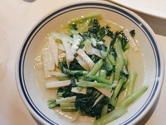 -八府香鸭·啫啫煲(华山路店)