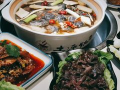 -土连锅·现熬养生汤锅(梁家巷店)