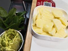 -鲁员外地锅鸡地锅鱼(古墩路店)