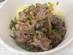 -阿阳牛腩腌面店