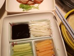 -韵秋荷(宝山龙湖天街店)