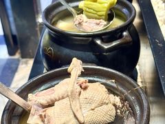 -荣基四海一家·家常菜·海鲜大排档(新安店)