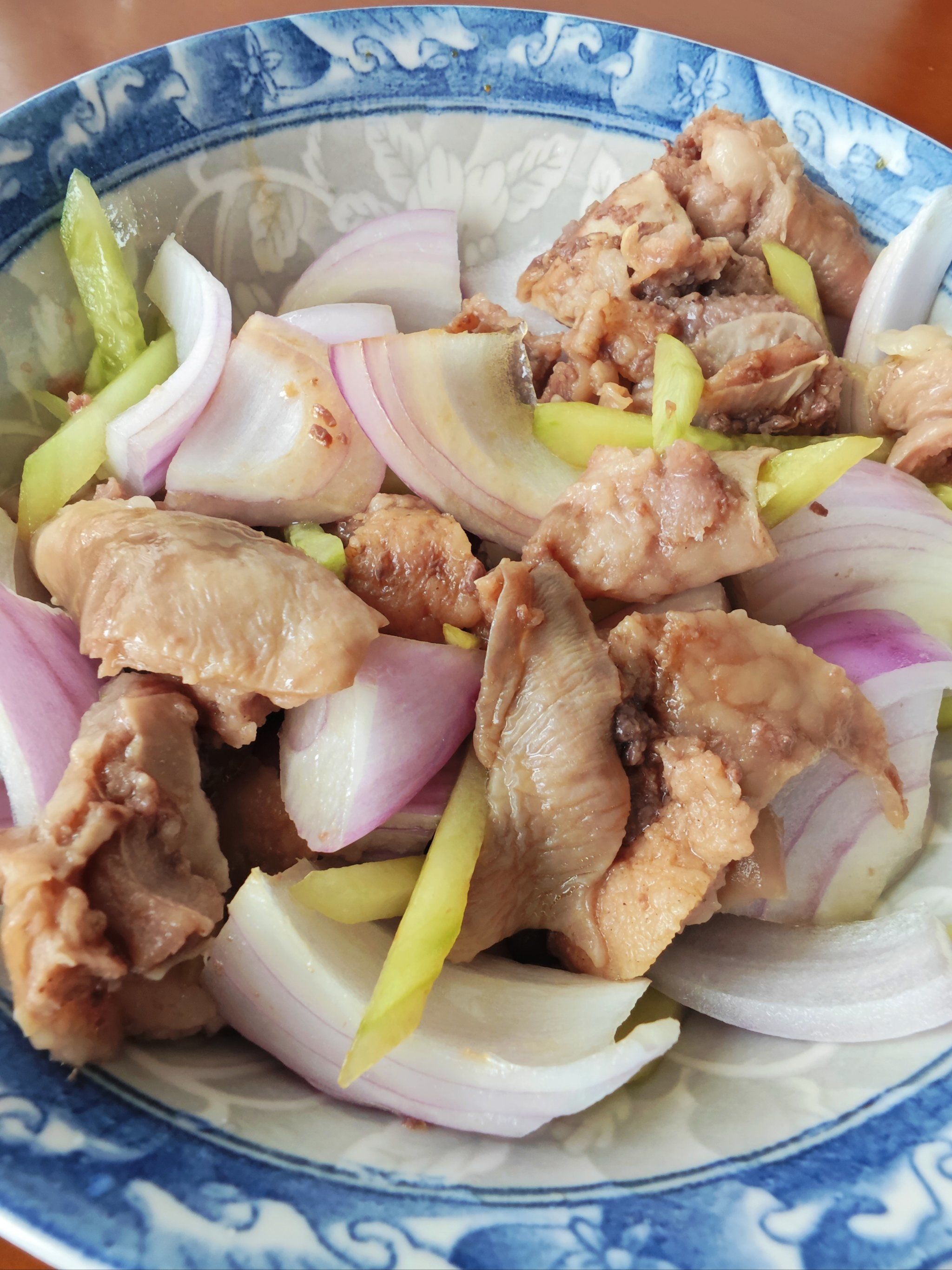洋葱炒羊肉肠,肚包肉