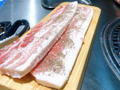 蜂巢五花肉-马路牙子烧烤音乐酒馆(望京店)