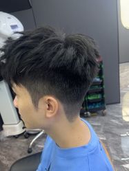 -藤野造型•烫染专业店