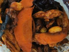 -老六素货(王顶堤店)