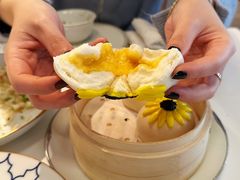 凤凰流沙包-伯衡55·吉品轩(乌鲁木齐南路店)