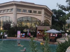 -仁爱团泊湖温泉中心