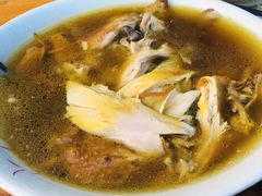 松茸藏香鸡-缘生态云南菜·野生菌庭院餐厅(华侨城店)
