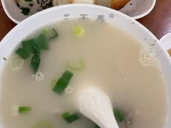 -三两春肚肺汤(崂山路店)