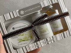 -Bath & Bloom Flagship Store at Central World