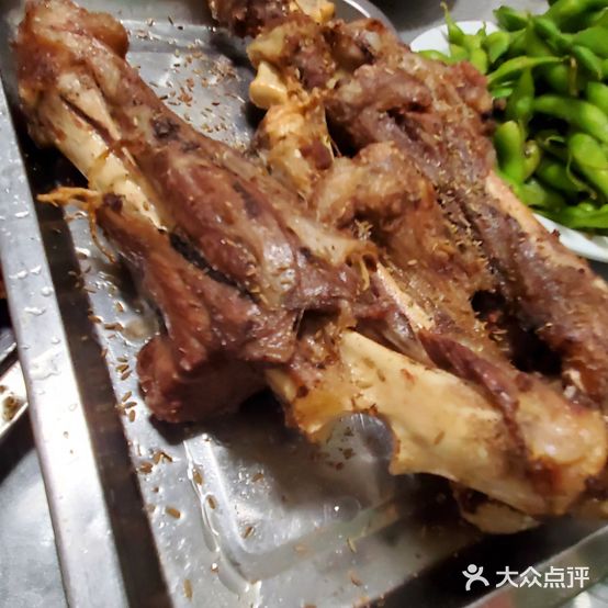 周通小斌火锅烧烤(海东盛景店)