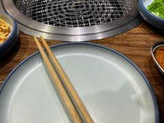 -明洞阿姨·韩式酱蟹烤肉·创意料理(三元桥店)