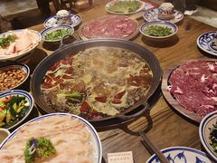 -旧街市鲜货老火锅(大光路店)