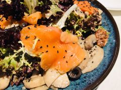烟熏三文鱼杂菌沙拉-BE BRIGHT KITCHEN(正佳广场店)