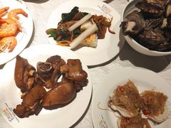 -领鲜活海鲜榴莲自助火锅(东门店)