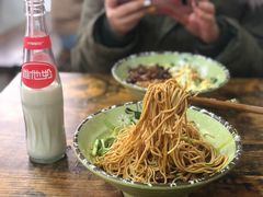 大蒜辣椒炒卤肉-刘氏三和面馆