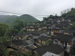 -苗人谷