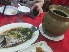 -先鲜鲫鱼粥