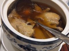 -沪华海鲜大酒楼(南汇店)