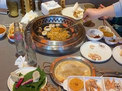 -黑金·寻焰自助百汇·烤肉·火锅(中街店)