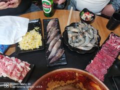 -果松木炭酸菜铜火锅·外婆参鸡汤